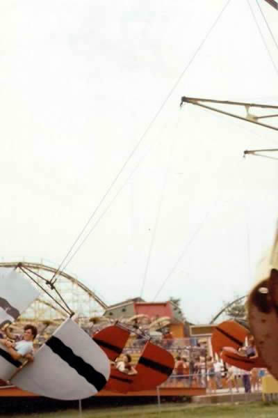 Edgewater Park - Old Family Pics (newer photo)